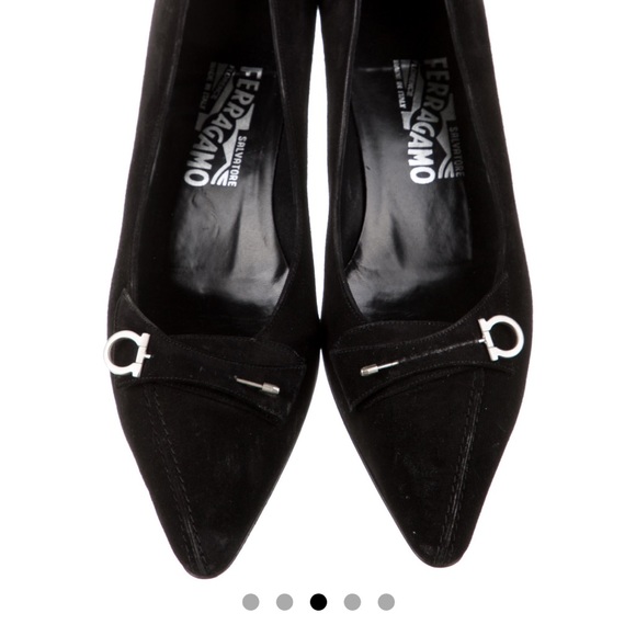 Salvatore Ferragamo black suede pumps - Picture 3 of 6